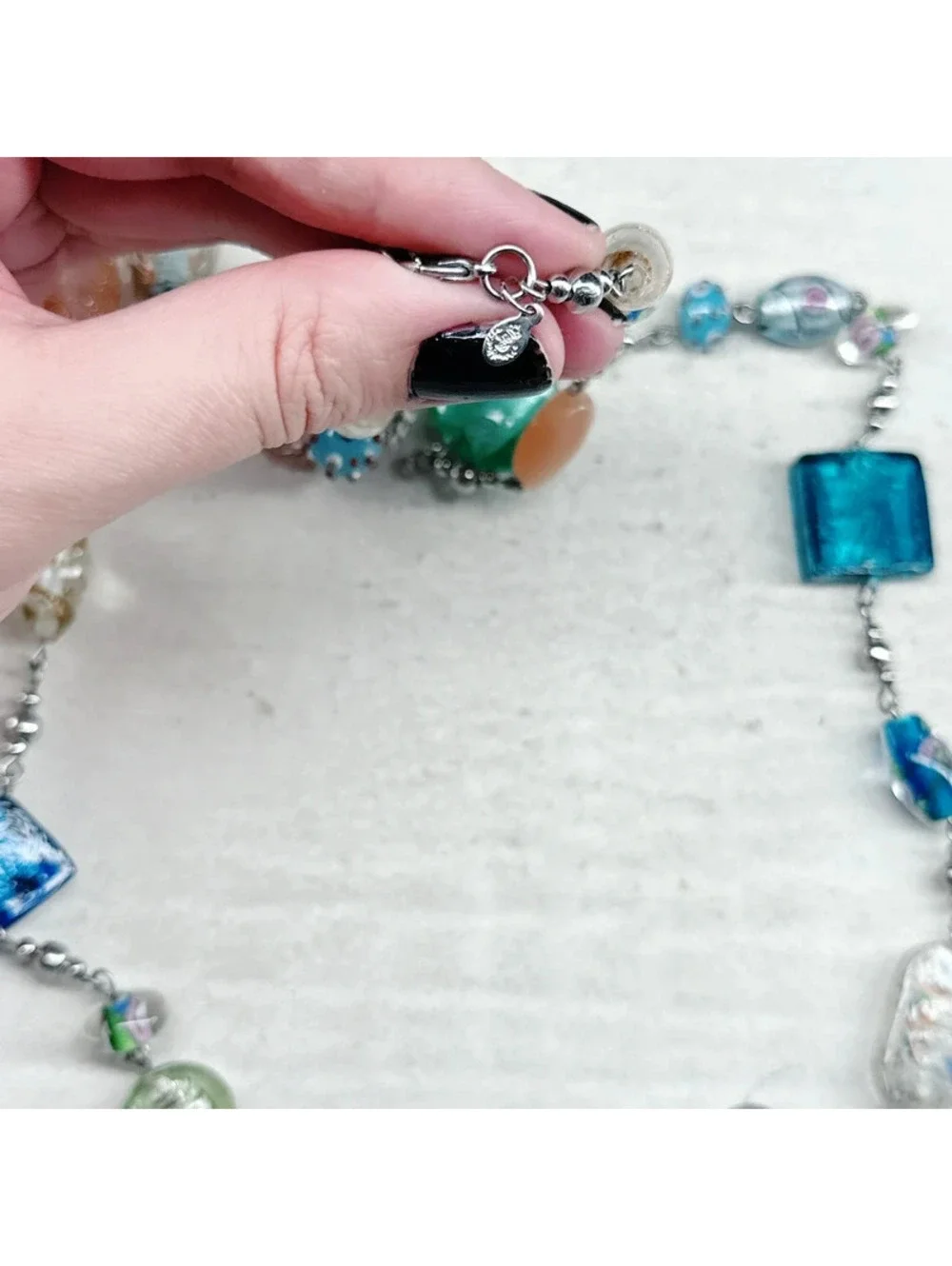 342u. Premier Designs Floral Glass Necklace